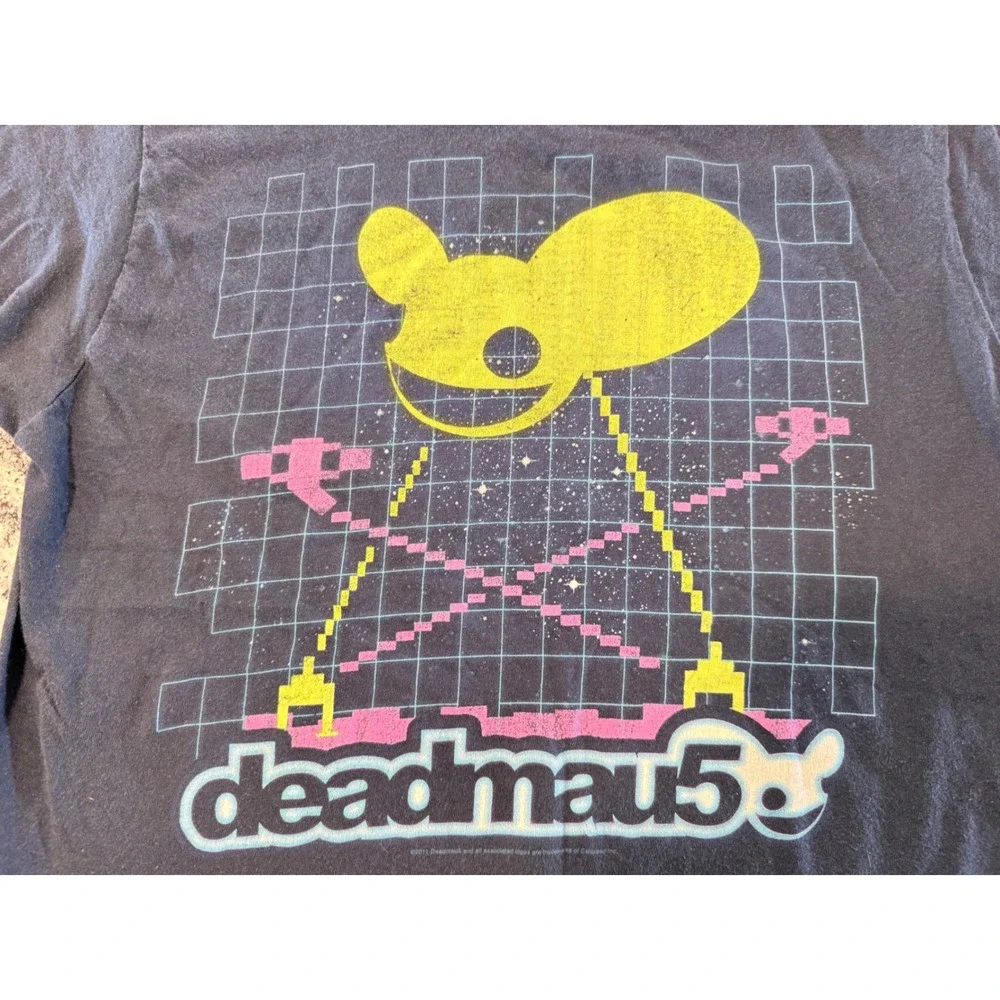 Deadmau5 2011 Graphic‎ T-Shirt Black Neon Pixel Art Mau5head EDM Music Tee